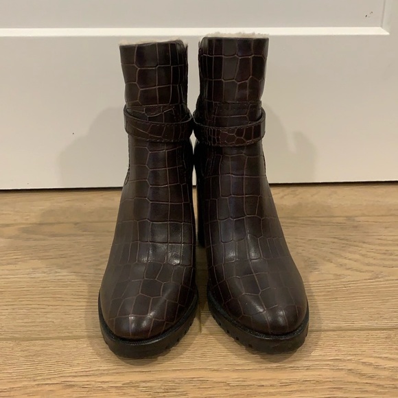 New Paige Croc Embossed Chocolate Booties, Size 9 - Picture 5 of 5
